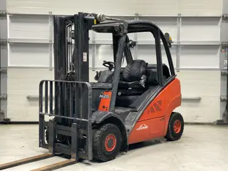 LINDE H25T-01 2011 2.5T