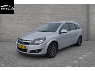 Opel Astra Wagon 1.6 Cosmo | Airco | Trekhaak | Sensoren | Lichtmetalen velgen |