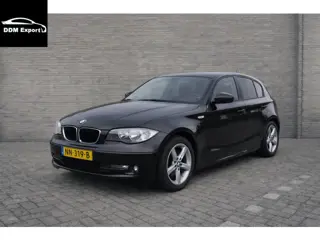 BMW 1-serie 116d Corporate Business Line Edition | Airco | Lichtmetalen velgen | Stuurbediening |