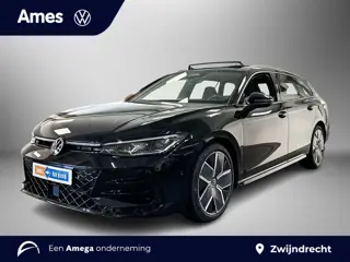 Volkswagen Passat Variant 1.5 150pk eTSI R-Line Edition Achteruitrijcamera | Panoramadak | Navigatie