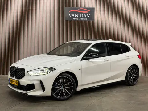 BMW 1-serie M135i xDrive High Executive 2021 PANO LED CAMERA FULL OPTION