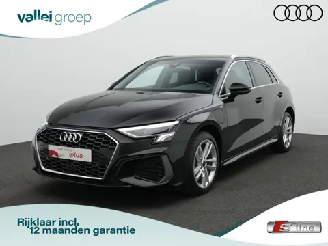 Audi A3 Sportback 40 TFSI e 204 pk S-tronic Advanced edition / S-Line | Stoelverwarming | Adaptive C