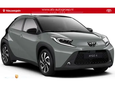 Toyota Aygo X 1.0 VVT-i MT Pulse Nieuw |  Celestite Grey/zwart dak  en Pure white/ zwart dak | Direc