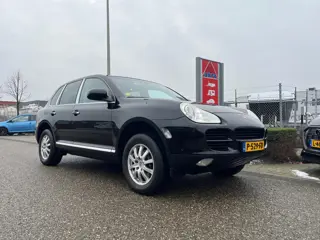 Porsche Cayenne 3.2 | Automaat | Leder | Trekhaak | Bluetooth | Parkeersensoren