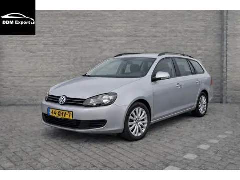 Volkswagen Golf Variant 1.6 TDI Trendline BlueMotion | |