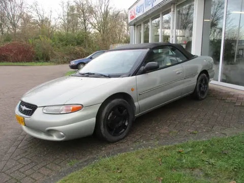Chrysler Sebring 2.7i-V6 24V Convertible Inruilkoopje Zo Mee!