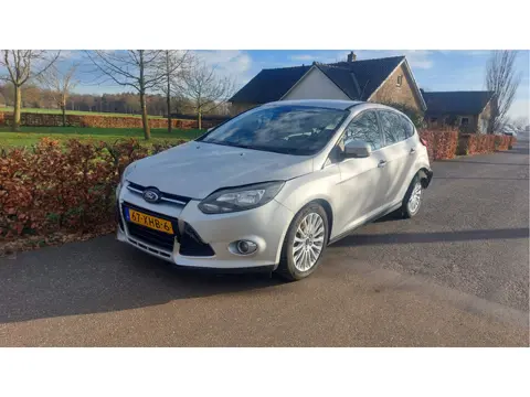 Ford Focus 1.6 EcoBoost First Edition CLIMA/NAVI BJ 2012