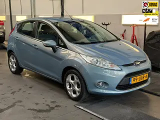 Ford Fiesta 1.25 Titanium - NW DISTRIBUTIE - AIRCO - BLUETOOTH