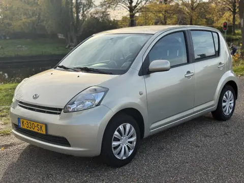 Daihatsu Sirion 2 1.3-16V Comfort|Airco|5 Deurs|Apk