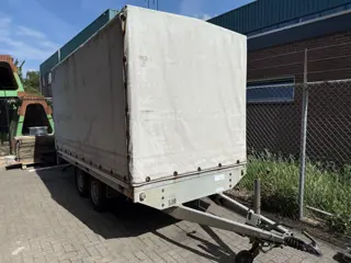 Saris P30 Verzwaarde assen 2700KG 410x190 Dichte zeil aanhanger