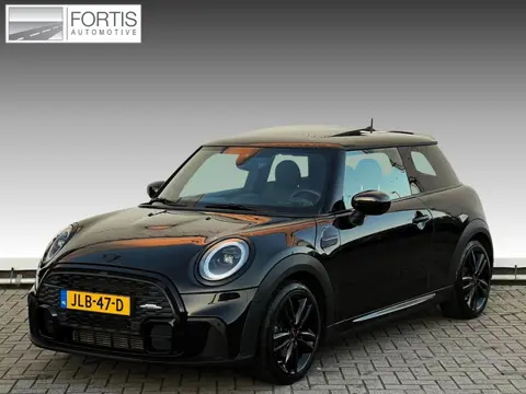 Mini Cooper 1.5 John Cooper Works PANODAK | LEDER | HARMAN KARDON | DEALER ONDERH | CAMERA | HEAD - 