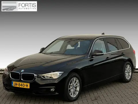 BMW 3 Serie Touring 318i Centennial Executive NL-AUTO | NAVI | CRUISE