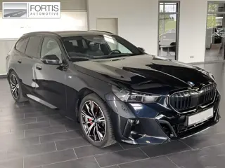 BMW 5 Serie Touring 540d xDrive M-SPORT Pro ** LED, PANORAMA, LEDER, 20-inch LMV, ICONIC GLOW, TREKH