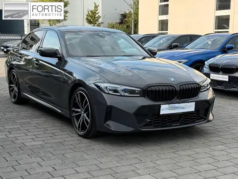BMW 3 Serie 320d xDrive M-SPORT ** LED, NAVI+, HALF-LEDER, HuD, ACC, 19-inch LMV, DRAVIT GRAU ** 1e 