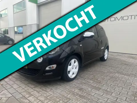 Renault Twingo 1.2 16V Collection APK 01-10-2026 AIRCO ELEKTRICHE RAMEN ZEER ZUINIG