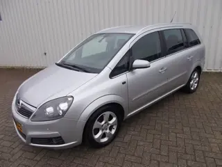 Opel Zafira 2.0 Turbo Cosmo 7P ( APK KEURING BIJ AFLEVERING! )