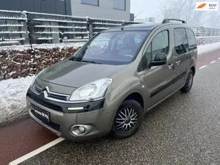 Citroen Berlingo 1.6 VTi Collection Airco -Cruise-control panoramadak Led-verlichting