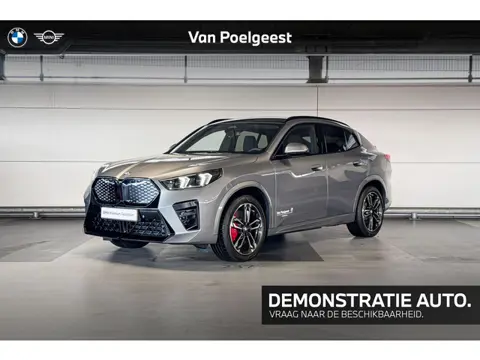 BMW iX2 eDrive20 67 kWh M Sport Edition | M Sportpakket Pro | Premium Pack | Comfort Pack | Trekhaak