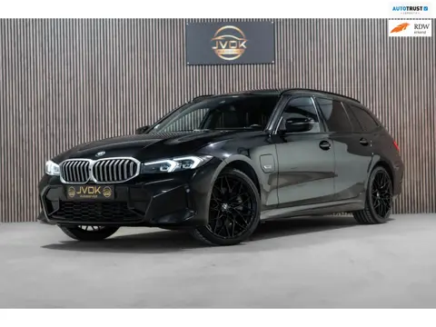BMW 3-serie Touring 320e M Sport PANO LED
