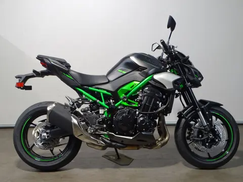 Kawasaki Z 900 (bj 2025)