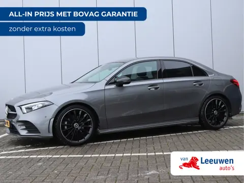 Mercedes-Benz A-Klasse 180 AMG-Line | Sfeerverlichting | Widescreen