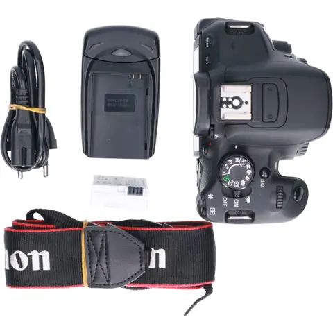 Tweedehands Canon EOS 700D - Body CM4772