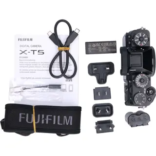 Tweedehands Fujifilm X-T5 Body Black CM4517