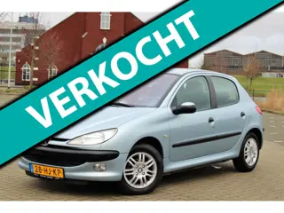 Peugeot 206 1.4 Gentry 5-DEURS l CLIMATE l ELEKTR PAK