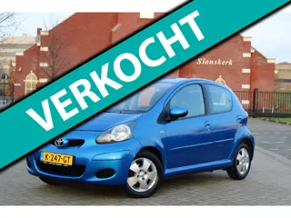 Toyota Aygo 1.0-12V Comfort l 5 DRS l AIRCO l ELEKTR PAK