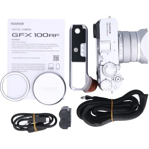 Tweedehands Fujifilm GFX100RF Silver CM5375