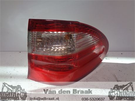 Mercedes Benz E-Klasse (S211) 2003-2009 Achterlicht rechtsbuiten