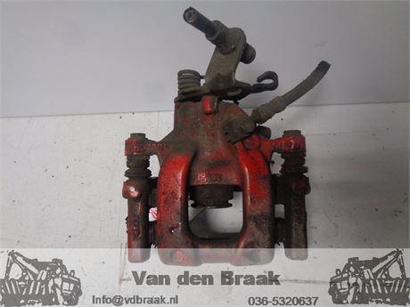 Volkswagen Golf 2008-2012 Remklauw links achter