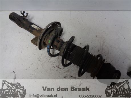 Seat Ibiza 1.4 16V 2008-2015 Schokbreker voorzijde