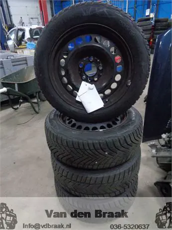 Mercedes Benz C-Klasse 2007-2013 Velgenset staal 16 inch