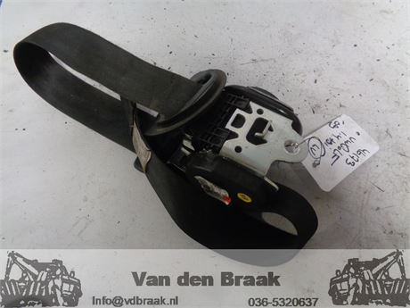 Volkswagen Golf 5 drs 2008-2012 Gordelspanner linksvoor