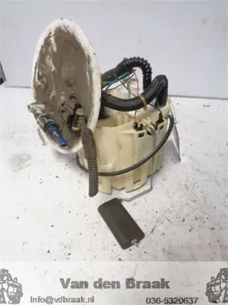 Opel Astra Caravan 1.6 16V 2004-2010 Electrische benzinepomp