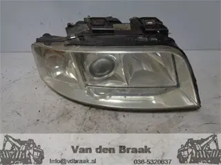 Audi A6 2001-2005 Koplamp rechts Xenon