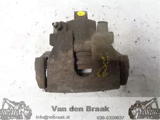 Volvo V70 2000-2004 Remklauw rechts achterzijde