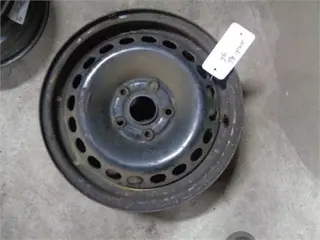 Audi A6 1994-1997 Stalen velg 15 inch