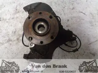 Ford Ka 1.2 2008-2018 Fusee links voor