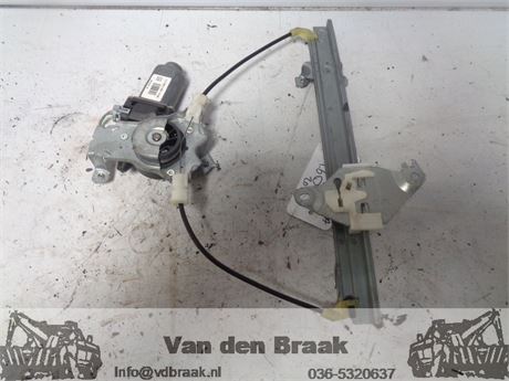 Nissan Qashqai 2010-2014 Raammechaniek links achter electrisch