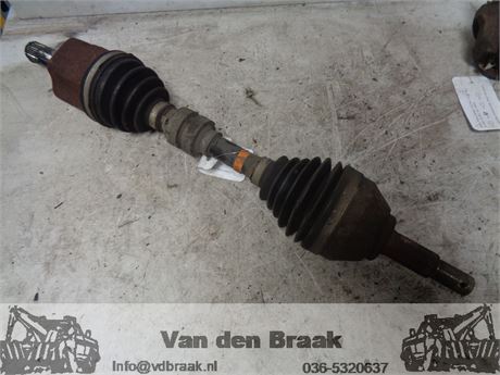 Nissan Qashqai 1.6 DCi 2011-2014 Aandrijfas links voor