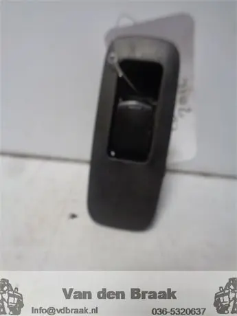 Nissan Qashqai+2 2010-2014 Raamschakelaar rechtsvoor