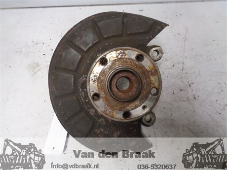 Volkwagen Golf 1.4 TSi 2008-2012 Fusee rechts voor