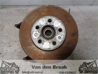 Volkswagen Polo 6R 1.2 TSi 2009-2014 Fusee rechts voor