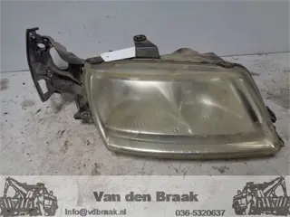Saab 9-5 2001-2005 Koplamp rechts
