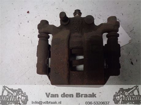 Nissan Qashqai 1.6 DCi 2007-2014 Remklauw links achter