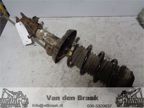 Alfa Romeo Mito 1.4 2008-2016 Schokbreker links voorzijde