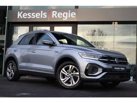 Volkswagen T-Roc 1.5 TSI R-Line Keyless Camera ACC CarPlay Virtual Stoelverwarming