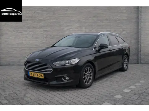 Ford Mondeo Wagon 1.5 Titanium | Keyless | Navi | Sensoren | Cruise control | Lichtmetalen velgen |